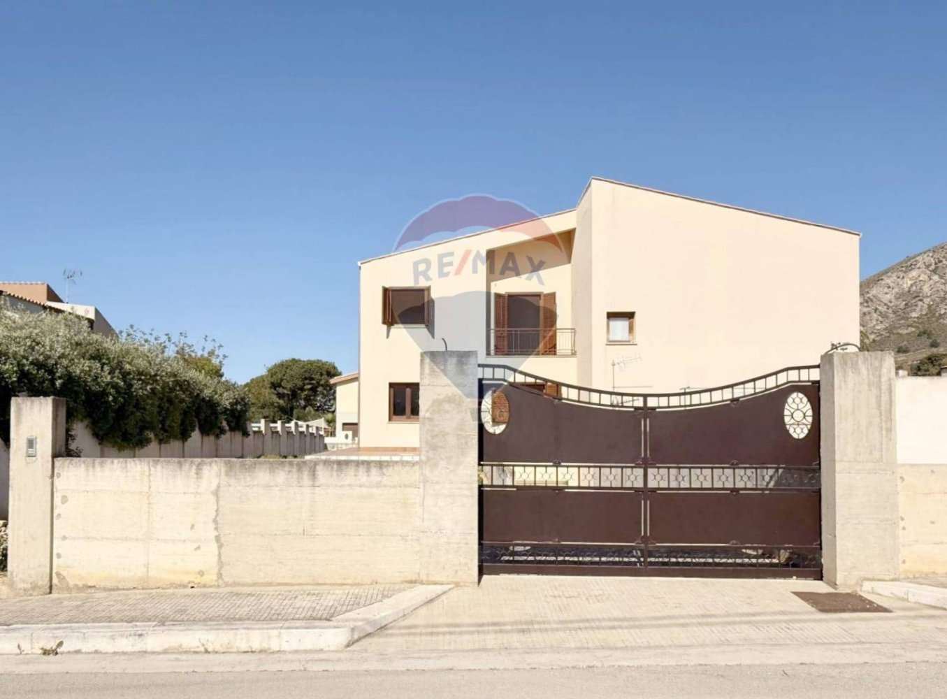 3 bedrooms Villa in Erice, Italy No. 352139