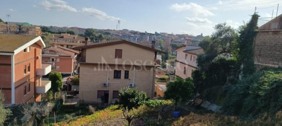 594m² Land in Rome, Italy No. 79998 11