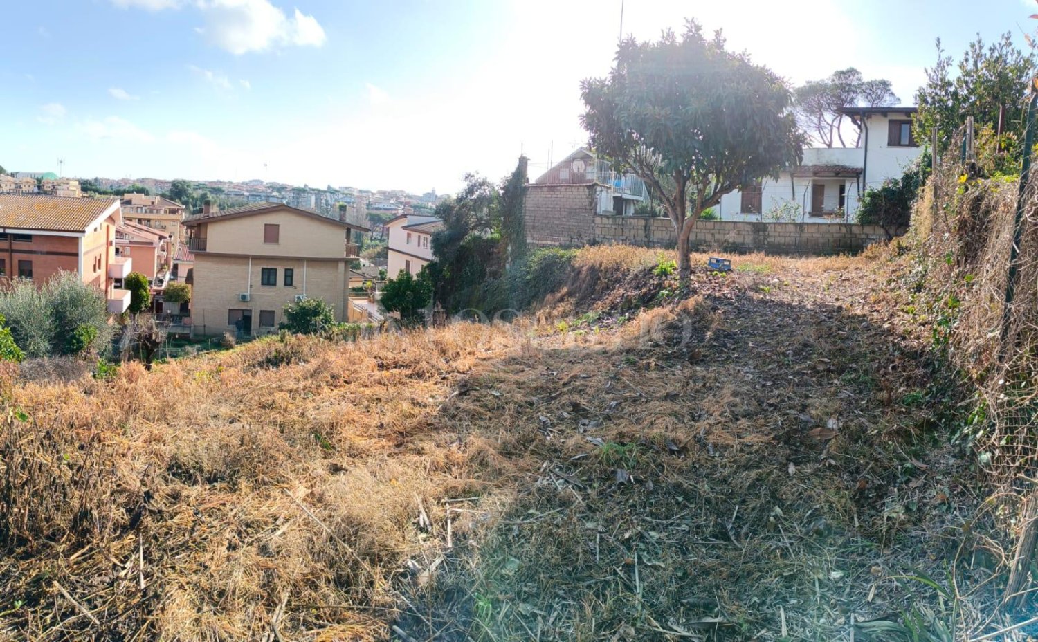 594m² Land in Rome, Italy No. 79998