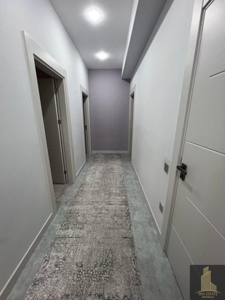 Квартира с 4 спальнями в Насиминский район, Азербайджан № 1675