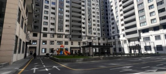 Квартира с 4 спальнями в Насиминский район, Азербайджан № 1675 3