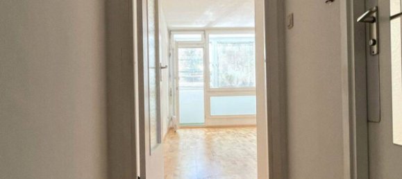 2 rooms Apartment in Regensburg, Germany No. 338721 3