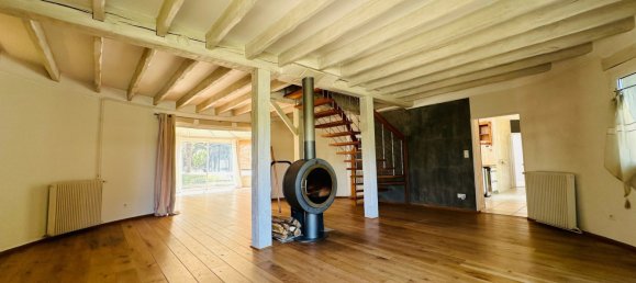 Casa de 6 dormitorios en Montbazon, France No. 260059 5