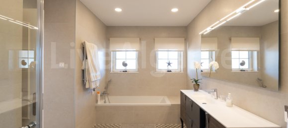 5 bedrooms Villa in Budens, Portugal No. 134270 25