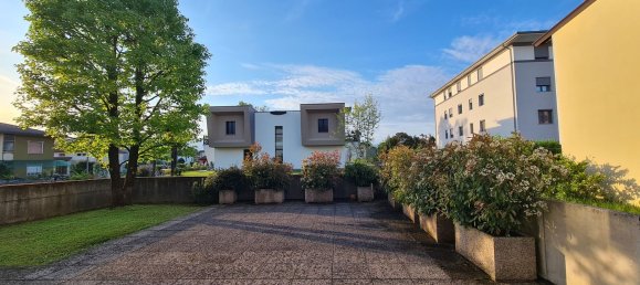 Apartamento de 3 habitaciónes en Pordenone, Italy No. 256796 5