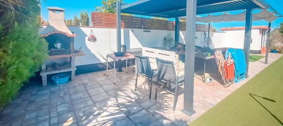 4 غرف نوم منزل في La Carlota, Spain رقم 80531 15