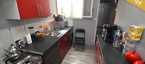 Квартира с 3 спальнями в Дрё, Франция № 161255 4