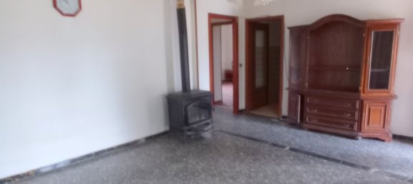 Дом с 4 комнатами в Чивителла д’Альяно, Италия № 128431 8