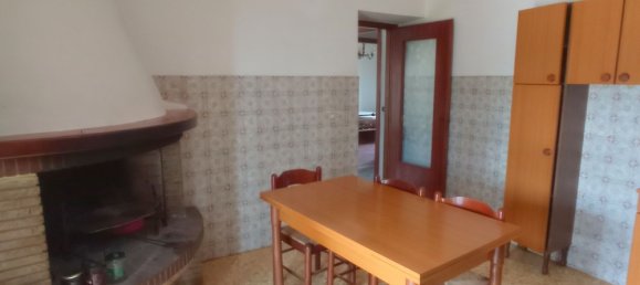 Дом с 4 комнатами в Чивителла д’Альяно, Италия № 128431 11