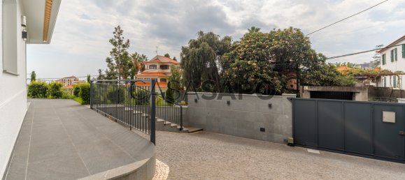 Дом с 3 спальнями в Фуншал, Португалия № 133057 27