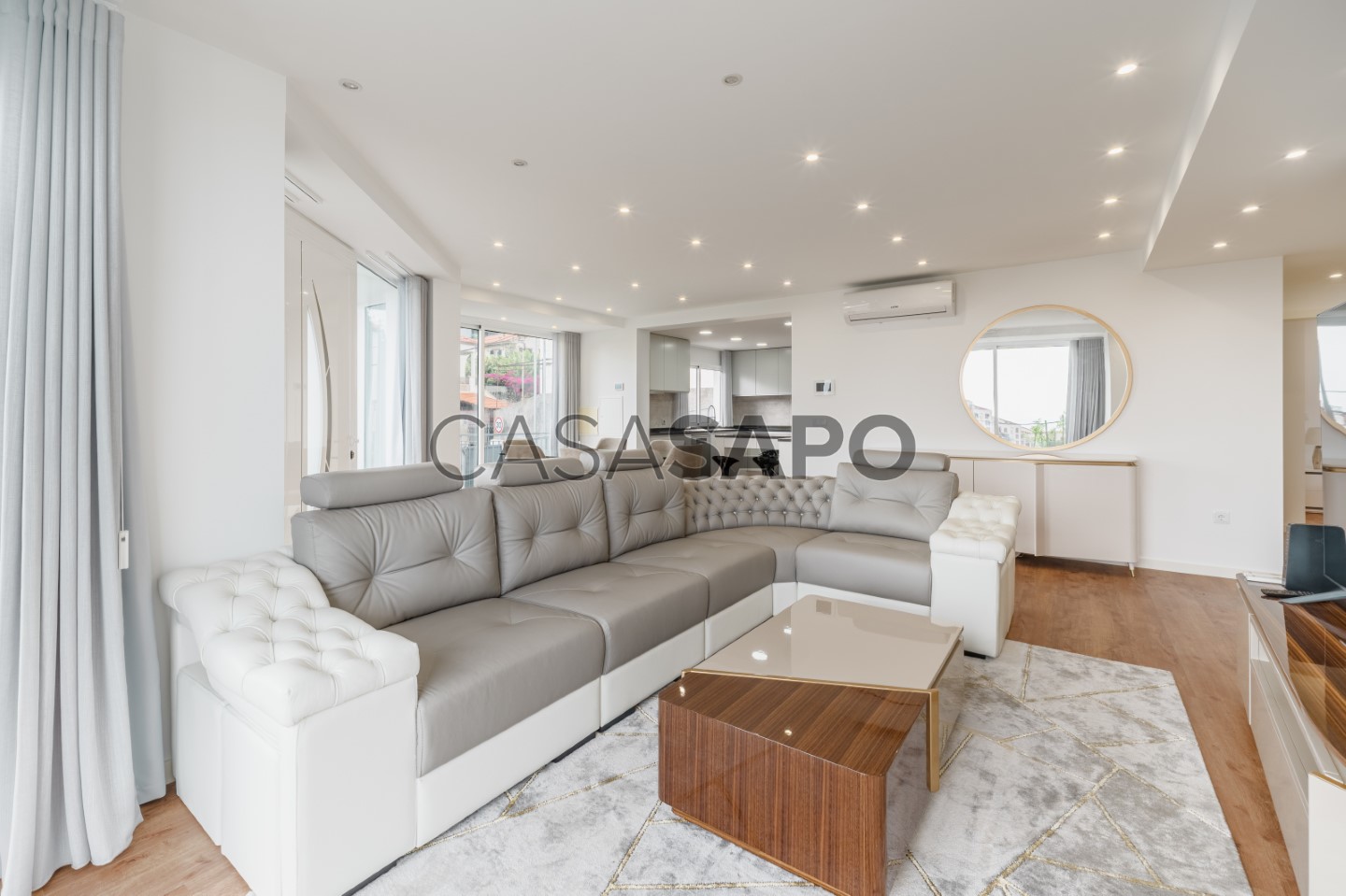 Дом с 3 спальнями в Фуншал, Португалия № 133057