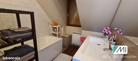 4 bedrooms House in Les Essarts-le-Roi, France No. 325411 11