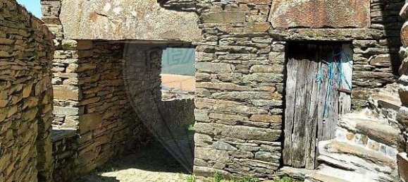 Villa de 2 dormitorios en Castro Daire, Portugal No. 188907 9