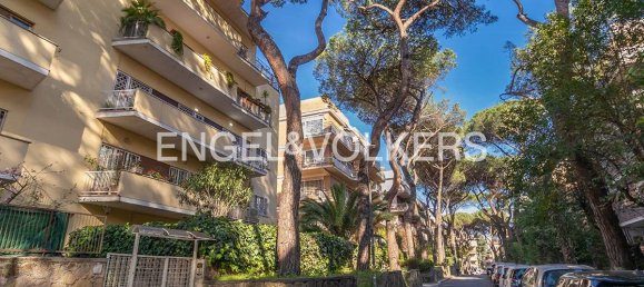 3 bedrooms Penthouse in Rome, Italy No. 129743 22