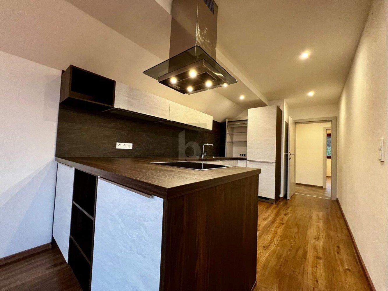 Квартира с 3 комнатами в Зальфельден ам Штайнернен Мер, Австрия № 239922