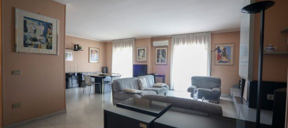 4 chambres Penthouse à Pontecagnano Faiano, Italy No. 323299 10
