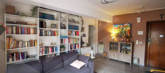 3 rooms Apartment in Messina, Italy No. 21249 2