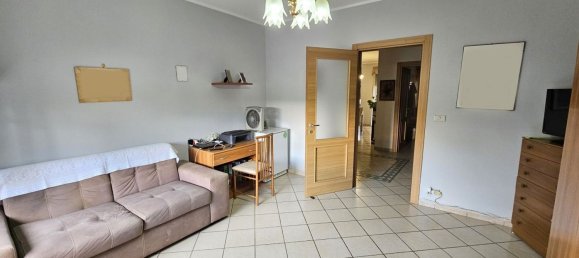 3 Schlafzimmer Wohnung in Chivasso, Italy, Nr. 336839 11
