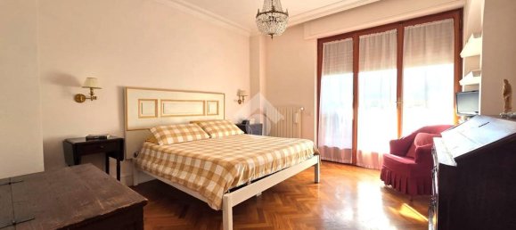 3 Schlafzimmer Wohnung in Prato, Italy, Nr. 361627 17