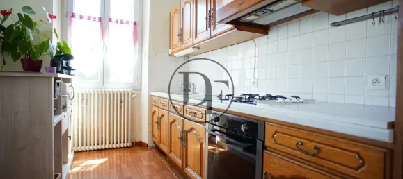 2 Schlafzimmer Haus in Avon, France, Nr. 321638 4