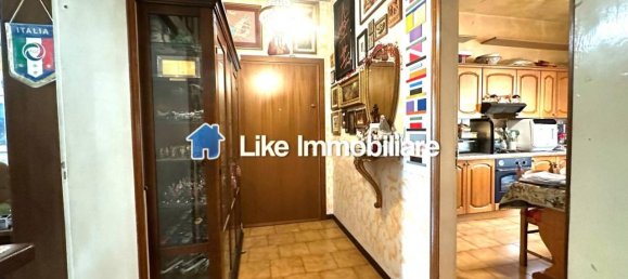 Apartamento de 4 divisões em Modena, Italy N.º 21169 2