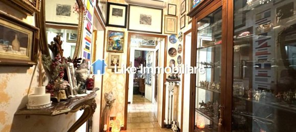 Apartamento de 4 divisões em Modena, Italy N.º 21169 5