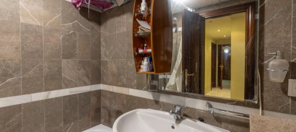 Apartamento de 4 dormitorios en Granada, Spain No. 172028 31