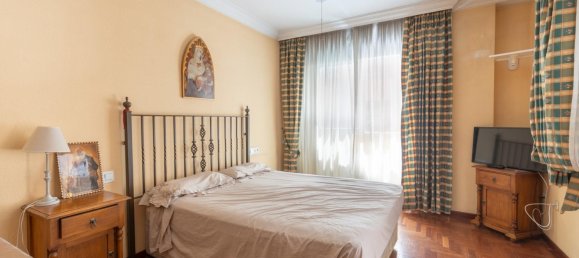 Apartamento de 4 dormitorios en Granada, Spain No. 172028 28