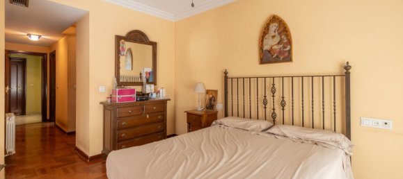 Apartamento de 4 dormitorios en Granada, Spain No. 172028 29