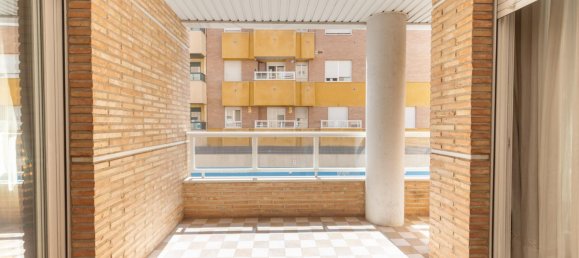 Apartamento de 4 dormitorios en Granada, Spain No. 172028 14