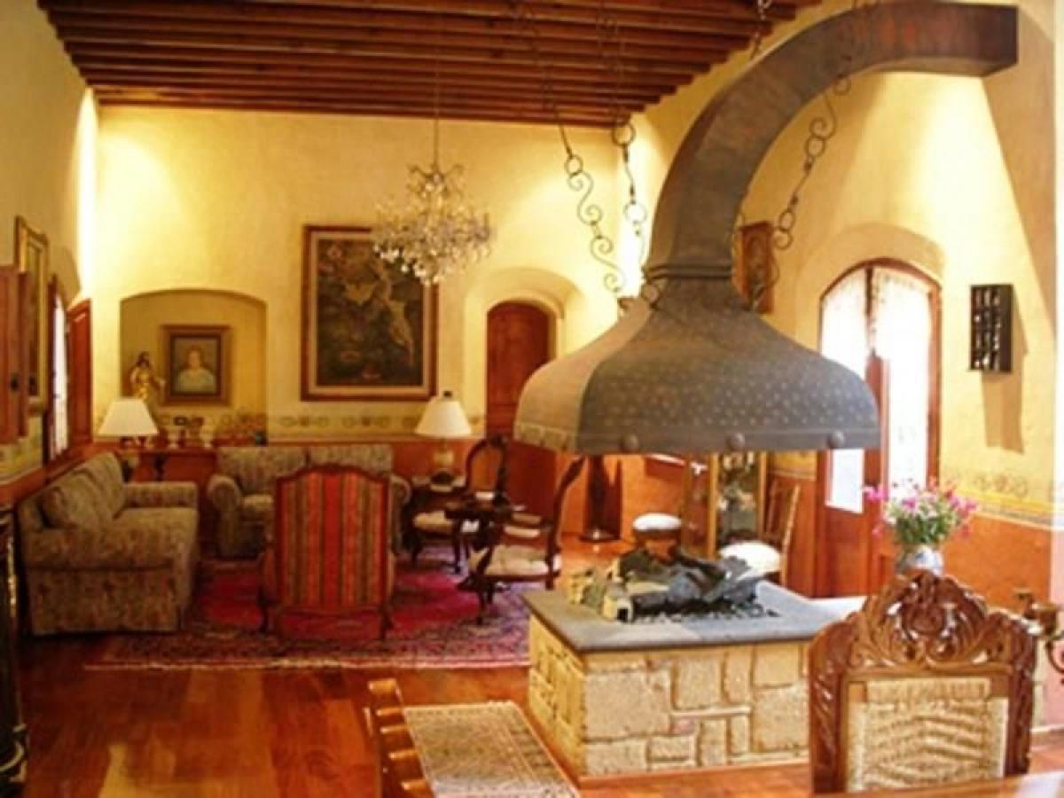 4 bedrooms House in Guanajuato, Mexico No. 172807