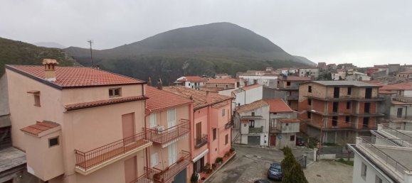 7 rooms House in Grisolia, Italy No. 90385 45