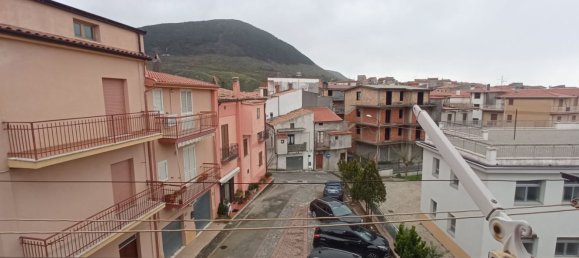 7 rooms House in Grisolia, Italy No. 90385 32