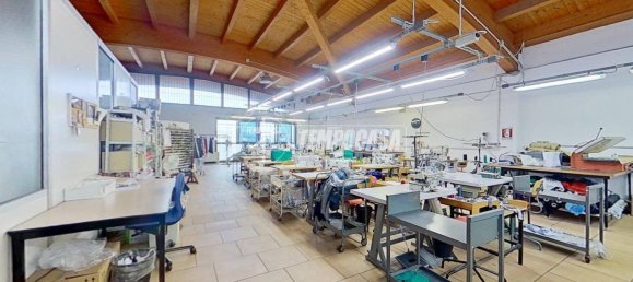 Almacén en Brugherio, Italy 270 m² No. 343343 7