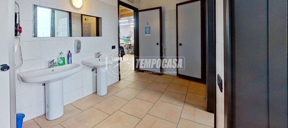 Almacén en Brugherio, Italy 270 m² No. 343343 11