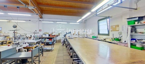 Lagerhaus in Brugherio, Italy 270m², Nr. 343343 20