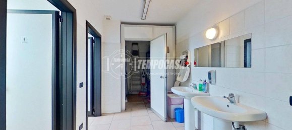 Almacén en Brugherio, Italy 270 m² No. 343343 12