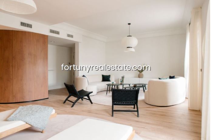 Квартира с 4 спальнями в Мадрид, Испания № 23016