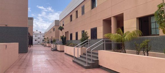 3 bedrooms Apartment in Arrecife, Spain No. 189378 10