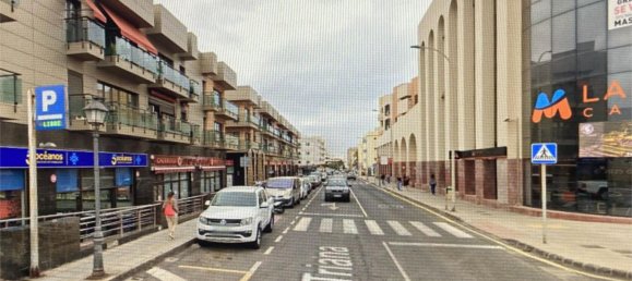 3 bedrooms Apartment in Arrecife, Spain No. 189378 2