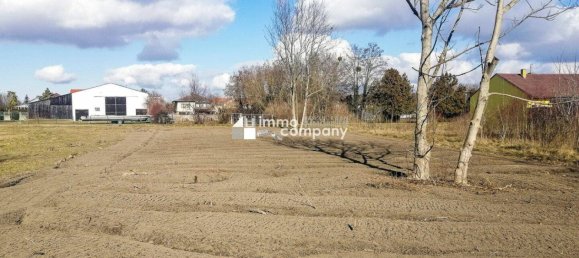 1079m² Land in Engelhartstetten, Austria No. 54908 2