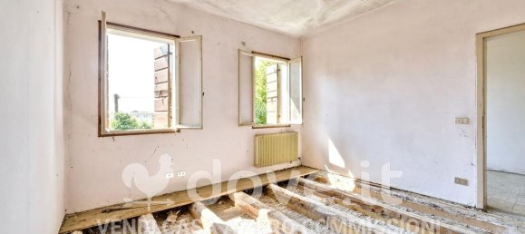 4 Schlafzimmer Haus in Maserada sul Piave, Italy, Nr. 332750 49