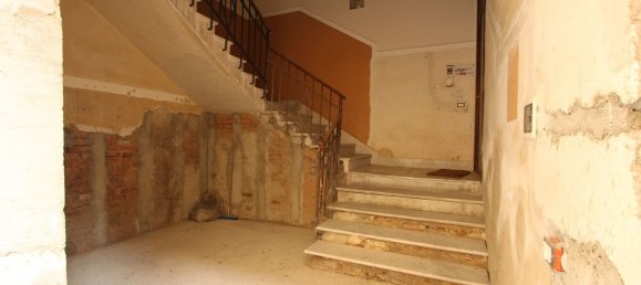 4 bedrooms Apartment in Messina, Italy No. 379942 11