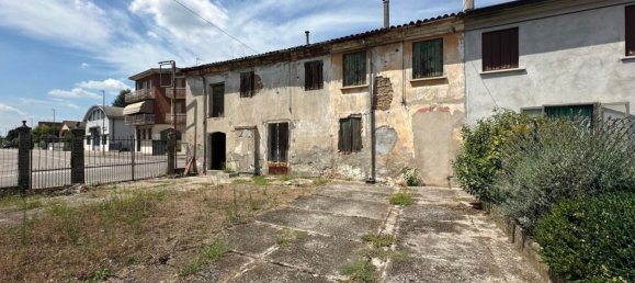 5 chambres Maison à Cerea, Italy No. 379588 2