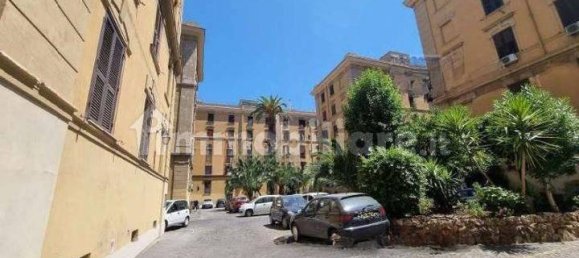 2 Schlafzimmer Wohnung in Rome, Italy, Nr. 264062 3