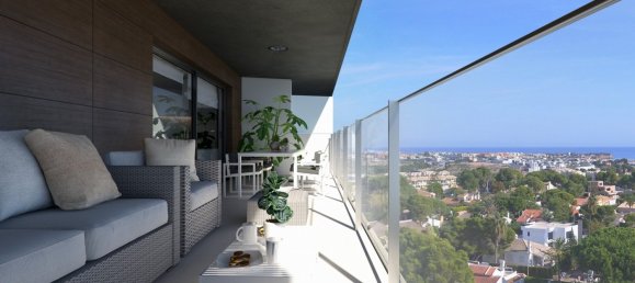 Apartamento de 3 dormitorios en Campoamor, Spain No. 5992 3