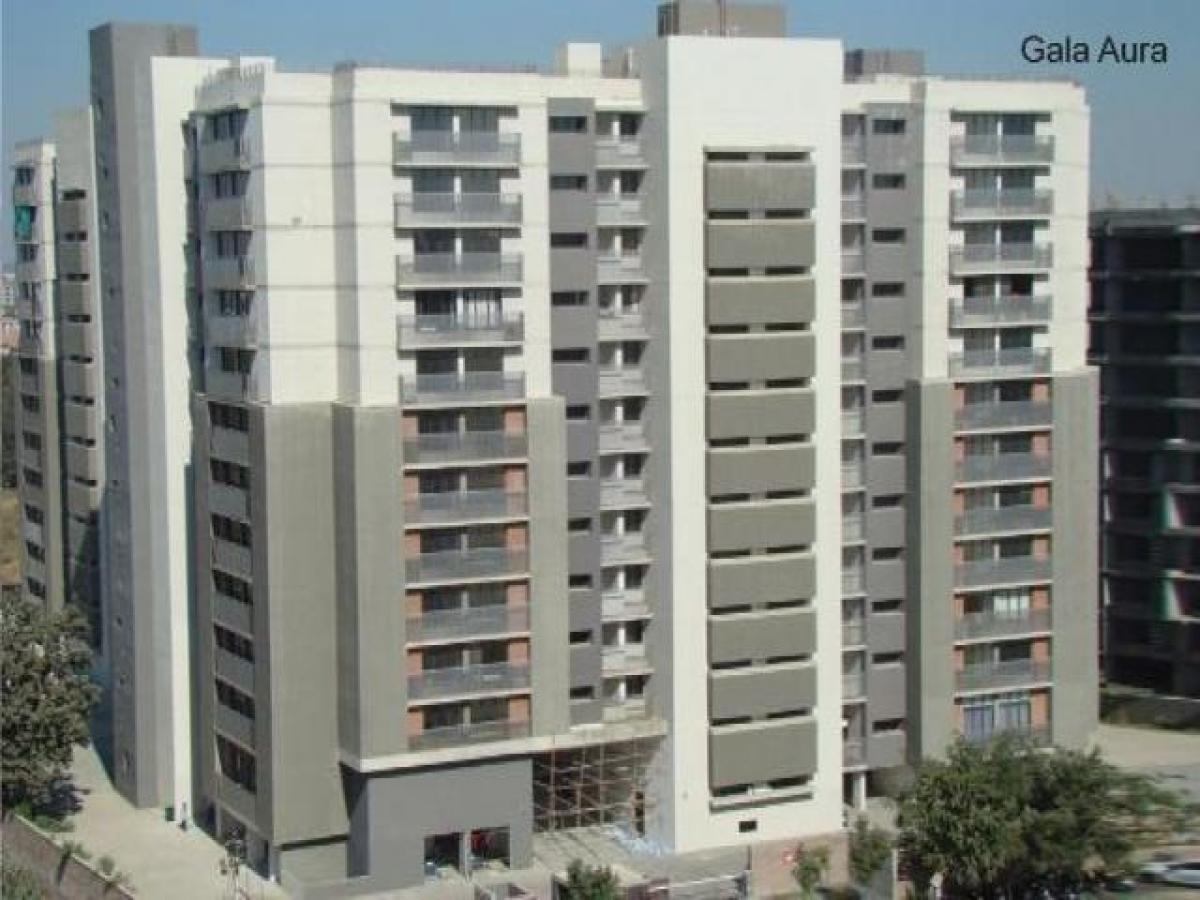 3 bedrooms House in Amdavad, India No. 3376