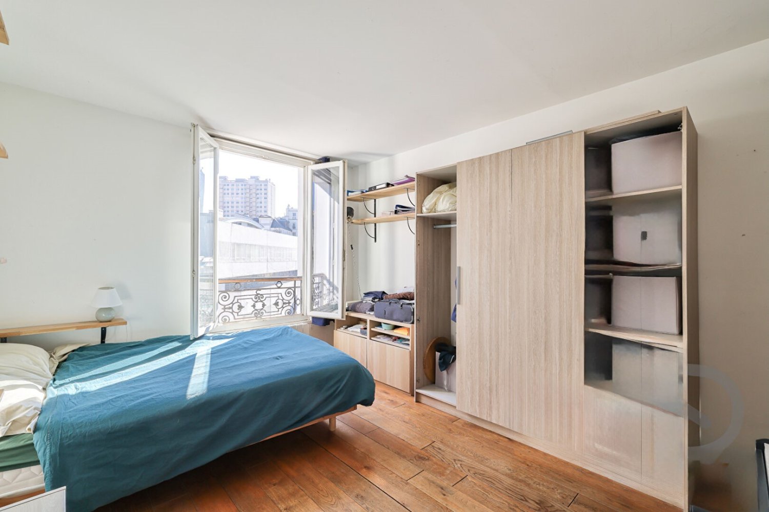 Studio in Paris, France No. 115674