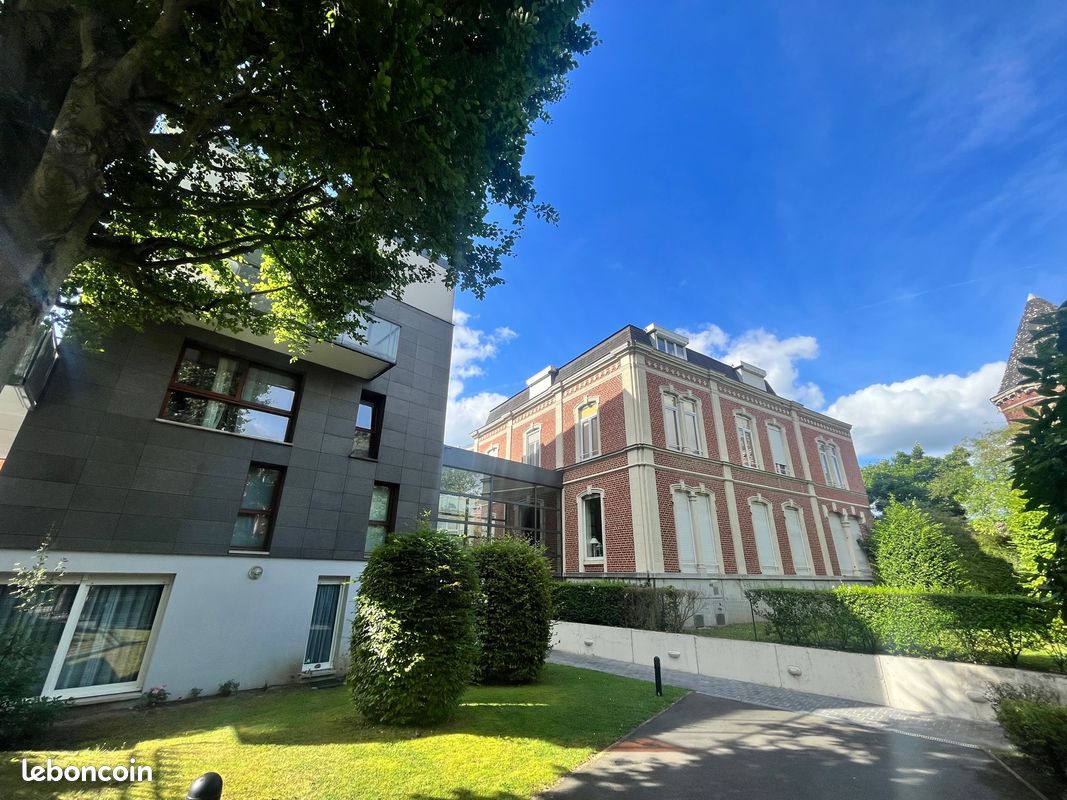 2 bedrooms Apartment in Roubaix, France No. 332887