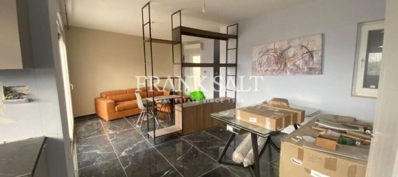 3 غرف نوم بانتهاوس في Xaghra, Malta رقم 549 31